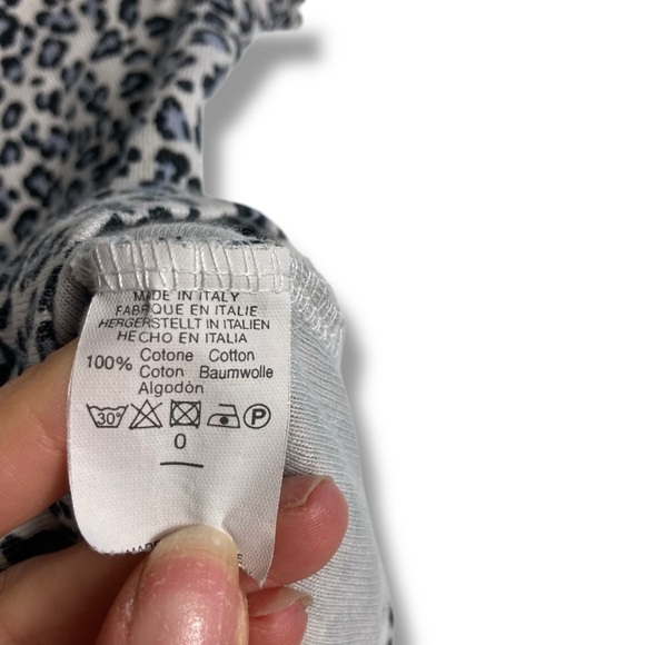 Brandy Melville Zelly Cheetah Leopard Print Top Cropped Button Scoop Neck Small - Picture 4 of 9